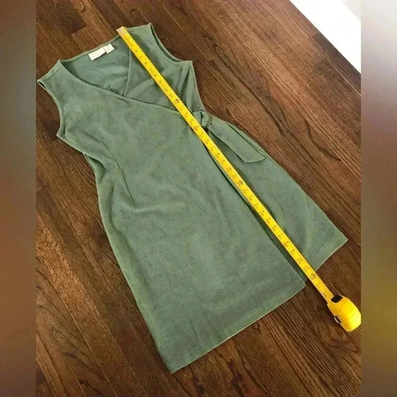 Cynthia Rowley Women’s S Sage Green Sleeveless Wrap V-Neck Dress - VGUC! - Picture 7 of 11